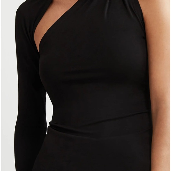 Marcella NYC Black One-Shoulder Blouse - Picture 4 of 5